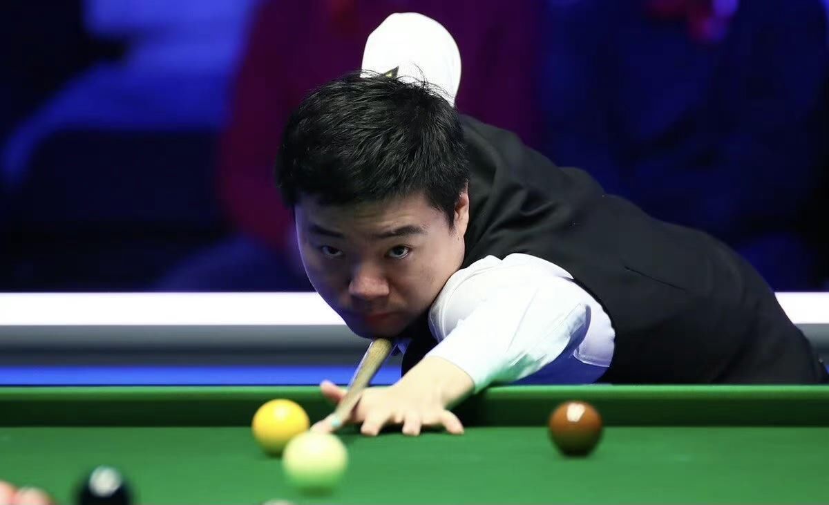 确的角色定 确的角色定